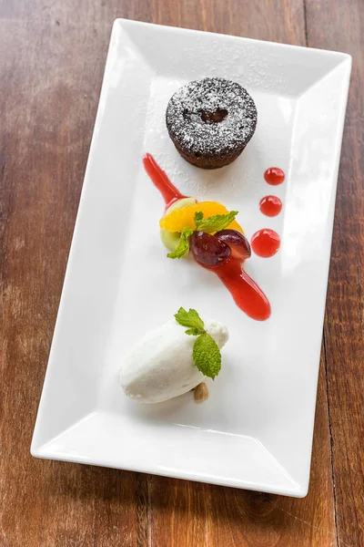 Chocolate Fondant Lava Cake Ice Cream Fresh Fruit — Stock Photo, Image