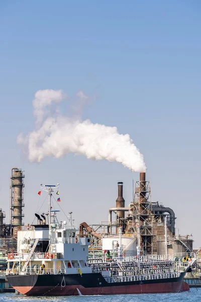 Usine Chimique Avec Stockage Gaz Structure Pipeline Avec Fumée Cheminée — Photo