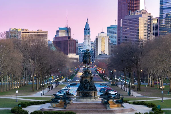ペンシルベニア州フィラデルフィアのフィラデルフィア市役所時計塔 — ストック写真