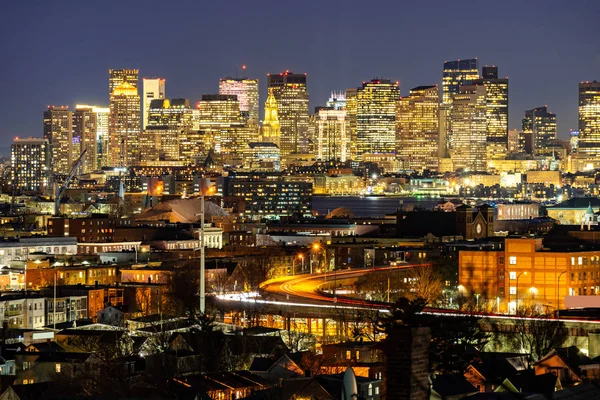 Boston Cityscape Con Autostrada Boston Usa Notte — Foto Stock