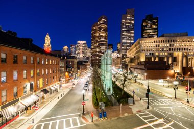 Boston City cityscape siluetleri ile Boston cityssunset boston city, Ma, ABD'de gün batımı bina.