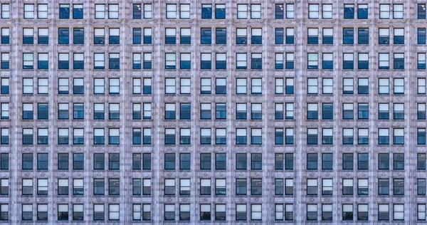 Miejski Abstrakcyjny Okna Fasada Centrum Biznesowego Budynku Biurowego Refleksjami Kolorami — Zdjęcie stockowe