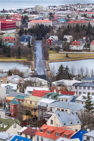 Uitzicht over de stad Reykjavik — Stockfoto