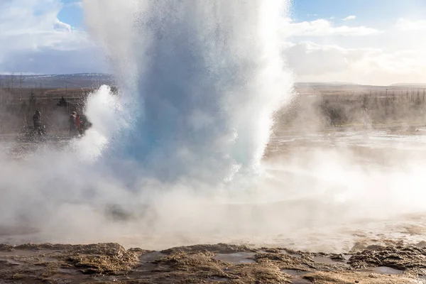 Hot strokkur geher — стоковое фото