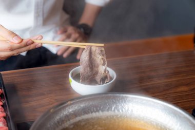 Japon wagyu bifteği pişirme Shabu Shabu sıcak demlik