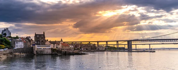 Panorama Beautiful Sunset Forth Road Bridge Queensferry Crossing Bridge Edinburgh — Stock Photo, Image