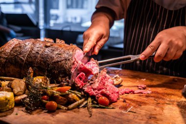 Şef kesme Wagyu sığır rosto prime kaburga, Oyma gıda