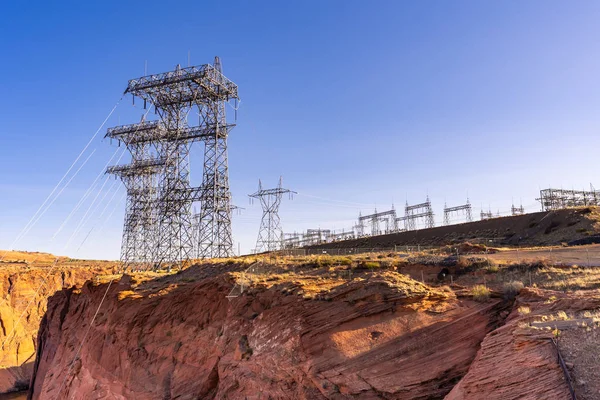 Kraftverks Hus Och Kraftledning Över Elproduktion Dammen Sidan Arizona Usa — Stockfoto