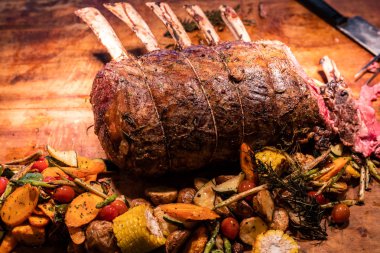 Wagyu beef roast prime rib, Carving food clipart
