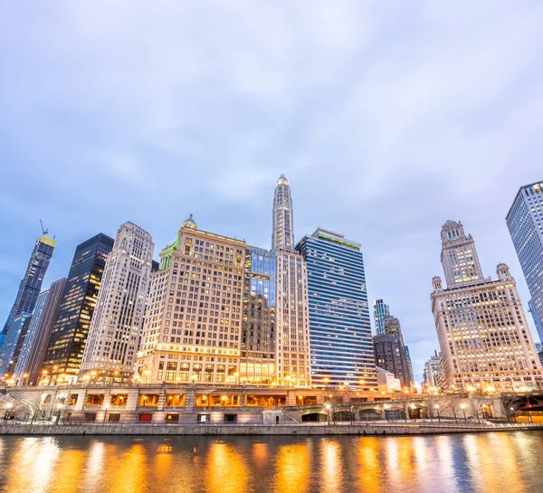 City Chicago Belvárosában Chicago River Naplemente Éjszaka Chicago Illinois Usa — Stock Fotó