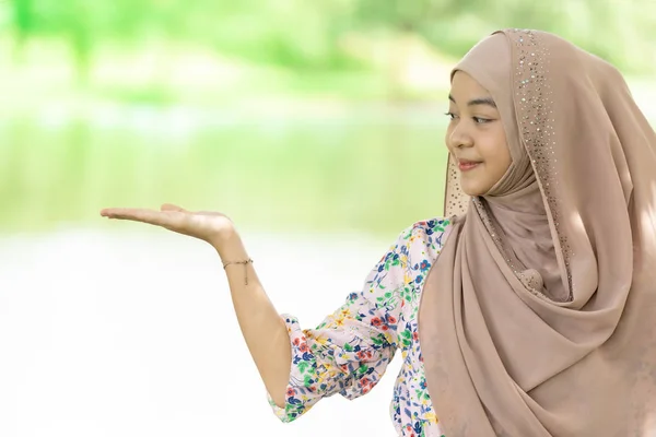 Portrait Good Looking Happy Young Teenager Muslim Islamic Asian University — Stock Photo, Image