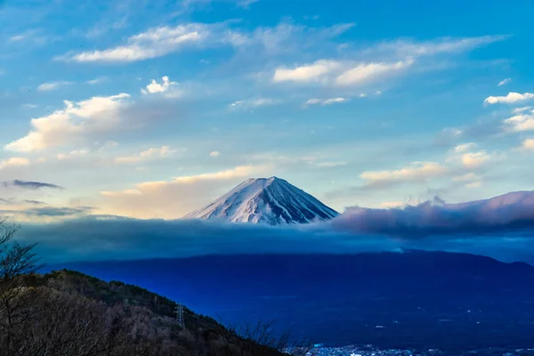 富士山美丽的黎明日出在川口子藤井镇 — 图库照片