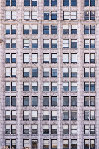 商务中心写字楼的城市抽象窗口外墙 具有反光和色彩 Chicago Usa — 图库照片