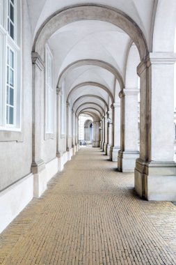 Kopenhag Danimarka 'daki Parlamento binasının mimarisi. Tarihi mimari ve turizm konsepti.