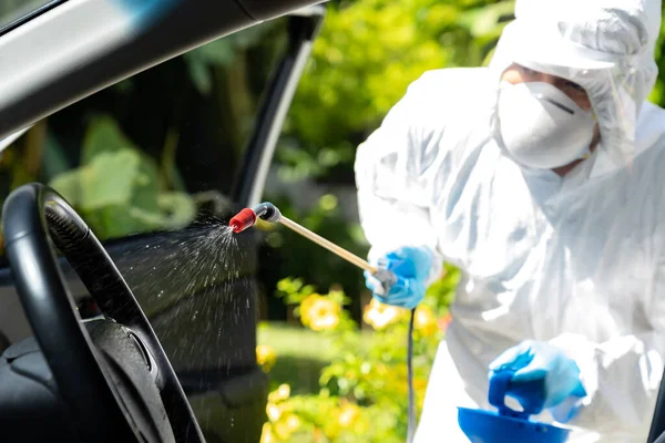 Close Chemical Alcohol Spray Cleaning Car Disinfect Decontaminate Coronavirus Covid — Stock Photo, Image