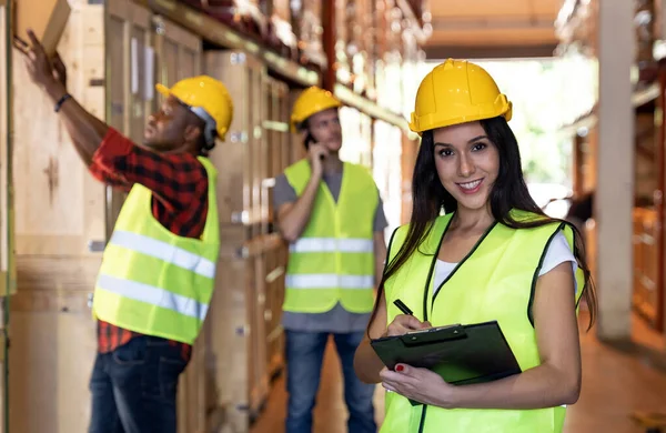 Portrait Female White Caucasian Warehouse Worker Stand Clipboard Pen Inventory — Stock Photo, Image