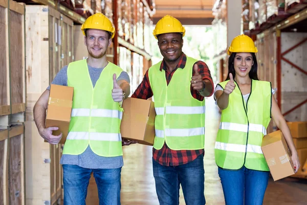 Portrait Caucasian White African Black Warehouse Workers Hold Cardboard Box — Stock Photo, Image