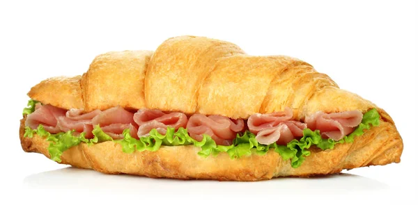 Großes Croissant Mit Grünem Salat Und Schweinefleisch Auf Weißem Hintergrund — Stockfoto