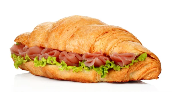 Stora Croissant Med Grön Sallad Och Fläsk Kött Vit Bakgrund — Stockfoto