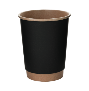 Kahve ya da çay için Kraft kağıt bardak, şeffaf bir arkaplanda izole edilmiş, keskin detaylar ve doku için tam odaklanma