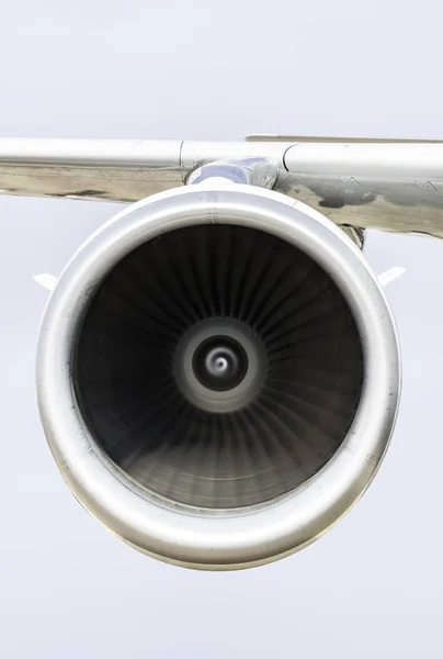 Straalmotor Vleugel Van Het Vliegtuig Close Frontaal Zicht Jet Engine — Stockfoto