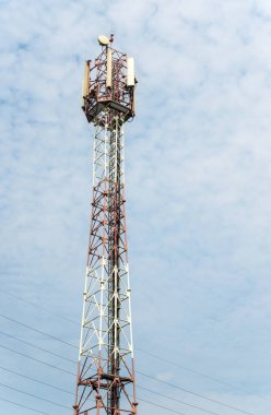 Yüksek hızlı internet dağıtımı için 5g anten. 5g tekrarlayıcılar ou