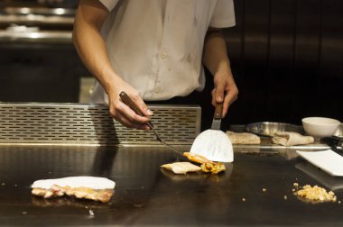 Teppanyaki Bangkok Tayland güzel Japon restoranında canlı yemek