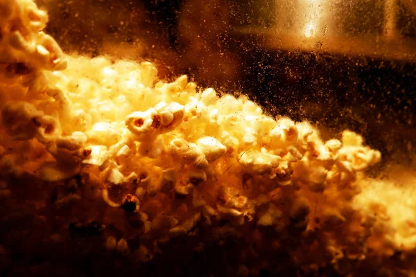 Slaný Popcorn Občerstvení Pivo Nebo Cola Selektivní Zaměření — Stock fotografie
