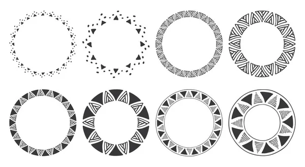 Zestaw Ręcznie Rysowane Okrągłe Ramki Tribal Geomeric Dekoracyjne Elementy Wystroju — Wektor stockowy