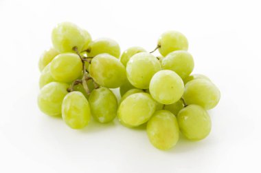 Yeşil çekirdeksiz üzüm demet.