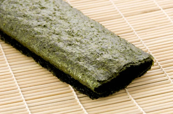 Dried Laver Seaweed Bamboo Mat — Stock Photo, Image