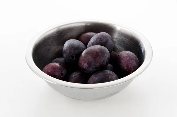 Fresh Purple Plums Stainless Steel Bowl — Stock Photo, Image