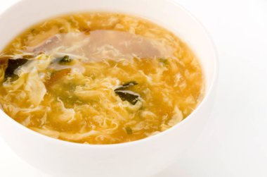 Çin yemeği - bir kase yumurta çorbası