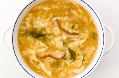 Çin yemeği - bir kase yumurta çorbası