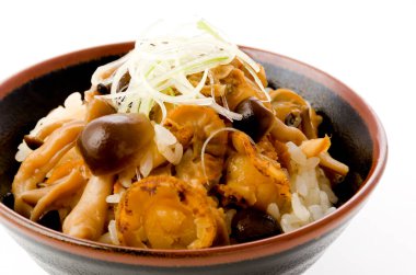 Japon yemeği, 'Shimeji' ye sıcak labirent gohan yok ', midye ve shimeji mantarı ile karıştırılmış pirinç.