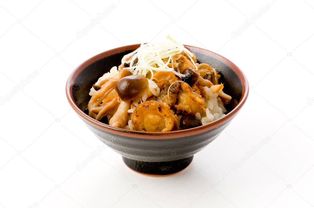 Comida japonesa, 'hotate to shimeji no maze gohan', arroz mezclado con