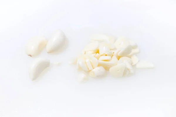 Peeled Chopped Garlic White Background — Stock Photo, Image