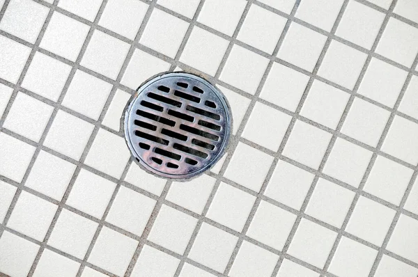 Banyo zemin ve banyo gideri