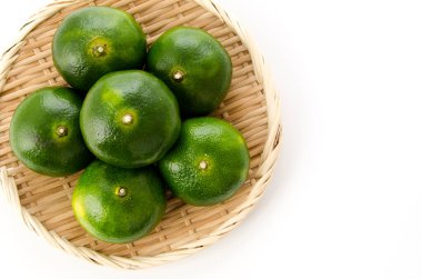 Citrus unshiu, mandarin satsuma orange on Bamboo eleve