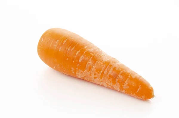 Zanahoria Fresca Sobre Fondo Blanco —  Fotos de Stock