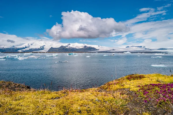 Wunderschöner Blick Auf Die Gletscherlagune Jokulsarlon Auf Südisland Sommerzeit Sonniger — Stockfoto