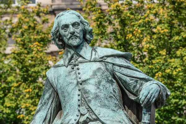 Estatua Del Gran Científico Otto Gvericke Magdeburgo Alemania Comienzo Del — Foto de Stock