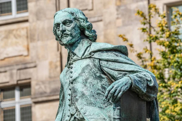 Estatua Del Gran Científico Otto Gvericke Magdeburgo Alemania Comienzo Del — Foto de Stock