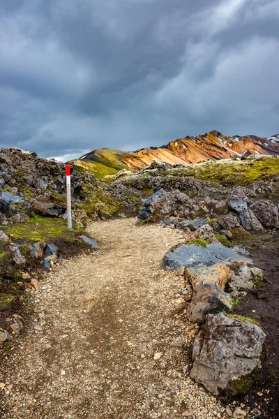 Turistická Trasa Krásné Barevné Sopečné Hory Landmannalaugar Islandu Letní Čas — Stock fotografie