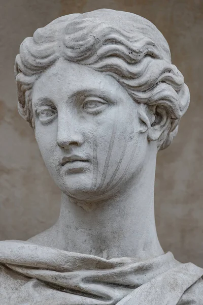 Estátua Antiga Sensual Mulher Era Renascentista Italiana Potsdam Alemanha — Fotografia de Stock