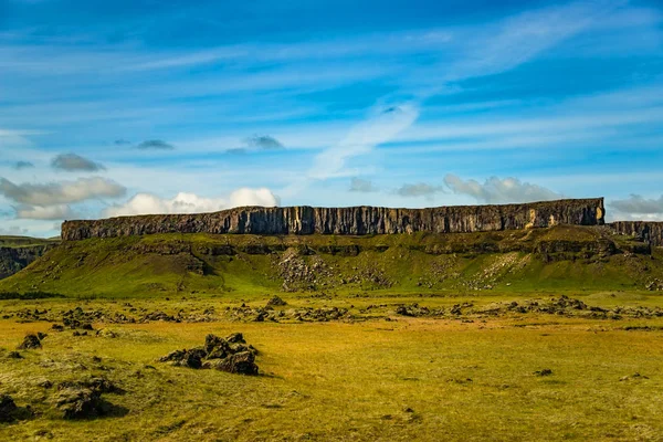 Islandés Paisaje Colorido Islandia Con Columnas Basalto Roca Atardecer —  Fotos de Stock
