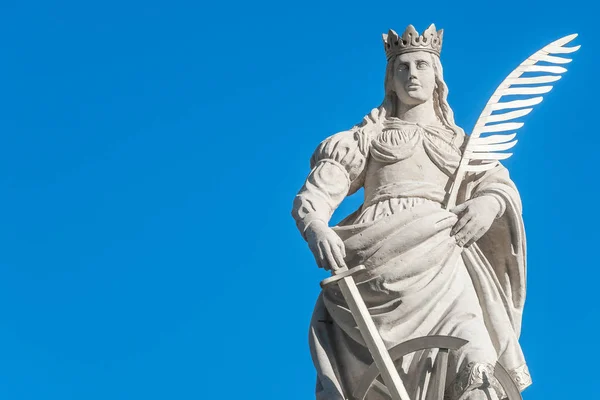 Katharinenstatue Mit Schreibvogelfeder Schwert Und Wagenrad Alten Portal Magdeburg — Stockfoto