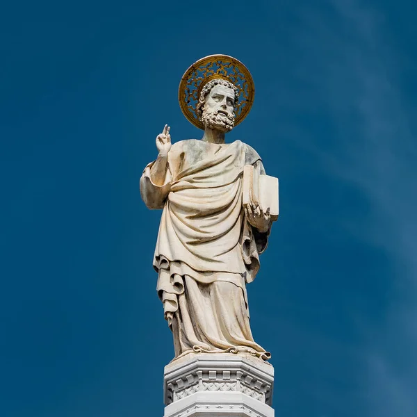 Heiliger Marco Mit Bibel Als Dachdekoration Der Basilica San Marco — Stockfoto