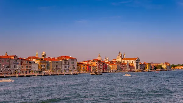 Teplá Rudý Západ Slunce Nad Úžasné Benátské Grand Kanál Benátky — Stock fotografie