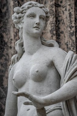 Potsdam, Almanya Eski şehvetli çıplak Rönesans döneminden kadın heykeli